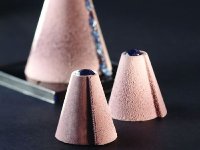 @ Silikon-Matte | -Form 54 Cono | Kegel | Vulkane mit Loch 'Mignon' (60x40cm)