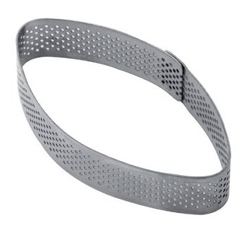 @ Torten- | Tartes- | Dessert-Ring Oval-Spitz mikrogelocht 100/55/20
