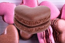 @ TK-Macarons 'Coeur Chocolat' Herzform 4,5cm / 20g (32 Stk/Pck - 12 Pck/Ukt)