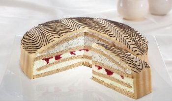 TK-Pistazien-Mohn-Sahnetorte