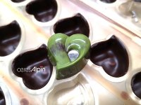 BIO Kakaobutter | Coverfarbe Drops | Chips gefärbt grün (1 kg)