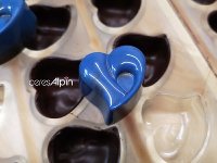 BIO Kakaobutter | Coverfarbe Drops | Chips gefärbt blau (1 kg)