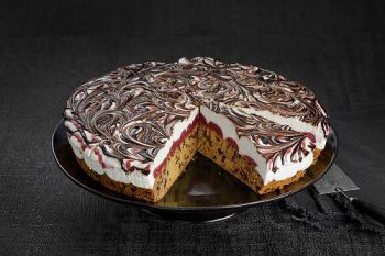 TK-Himbeer-Stracciatella-Torte